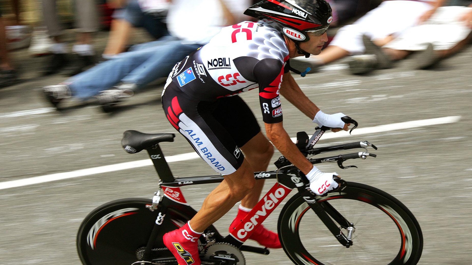 划水深度差异揭示中美战术倾向，中美滑水对抗赛